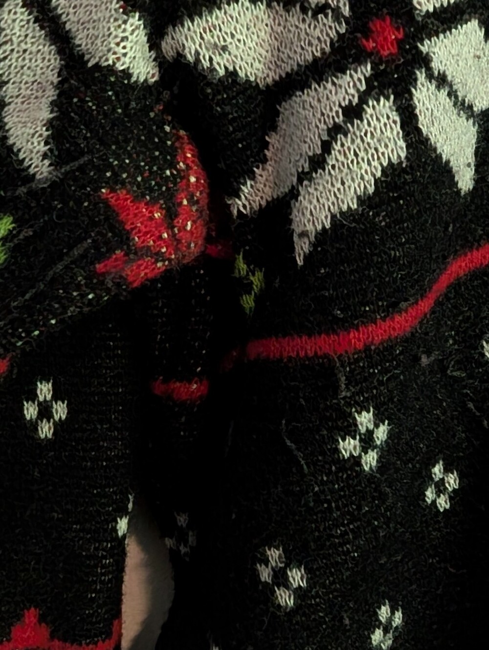 Forever 21 Plus+ Grinch Christmas sweater size XL - Picture 3 of 5